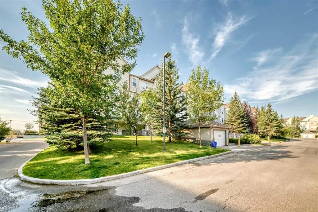 2000 Applevillage Court SE #411