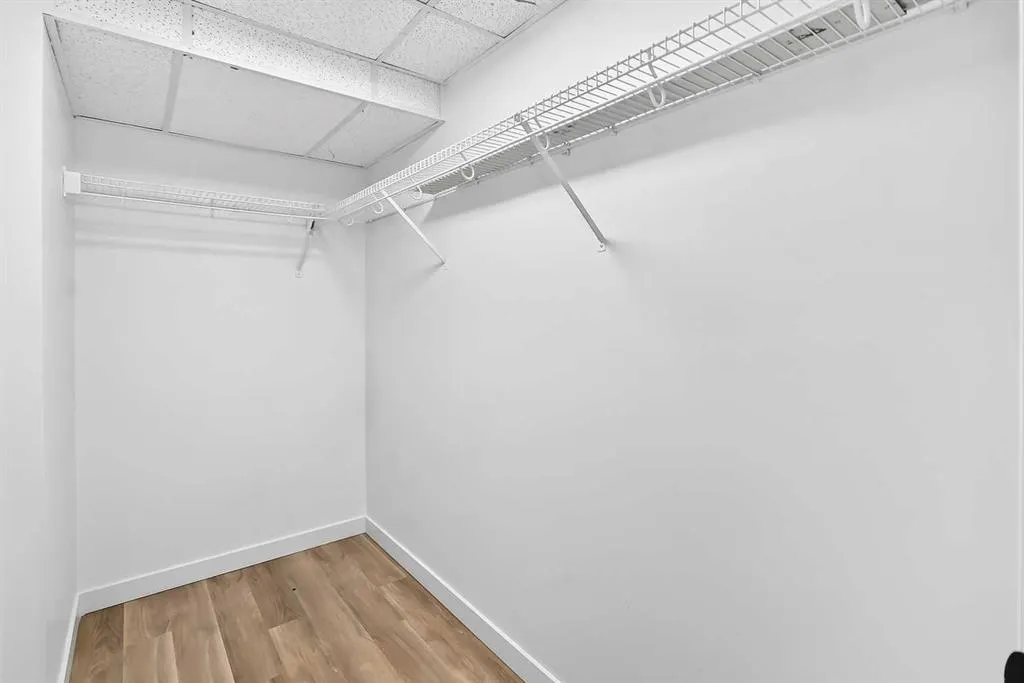 2000 Applevillage Court SE #411