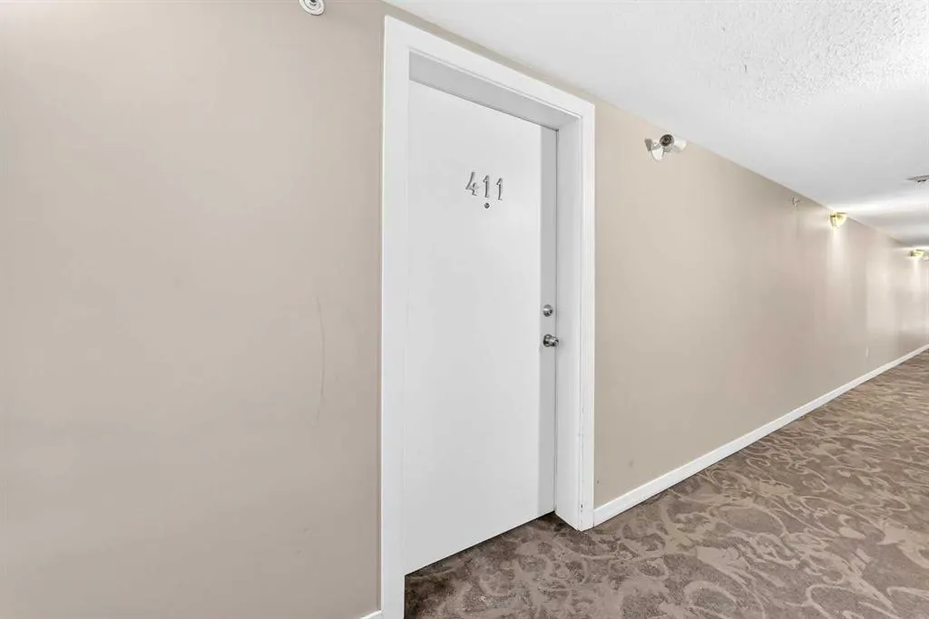 2000 Applevillage Court SE #411