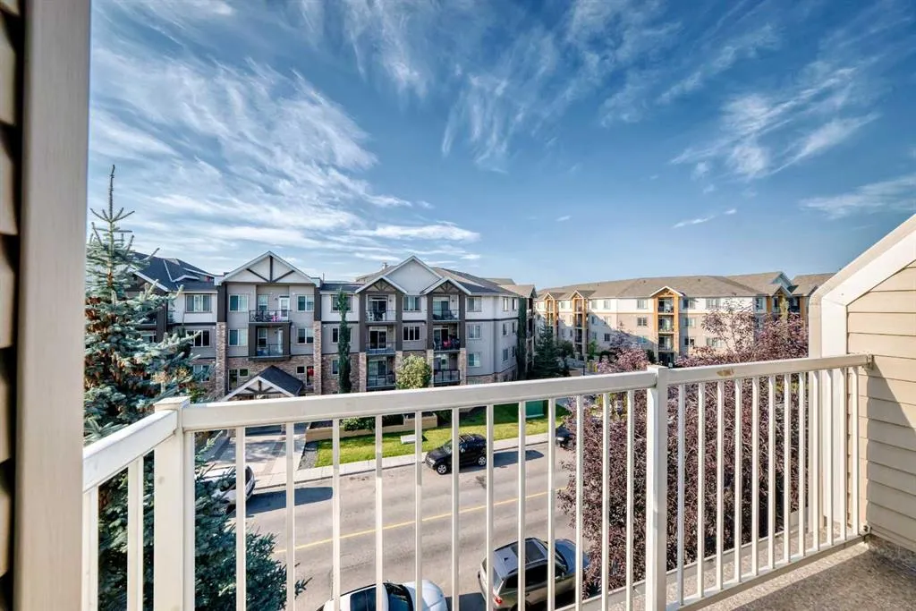 2000 Applevillage Court SE #411