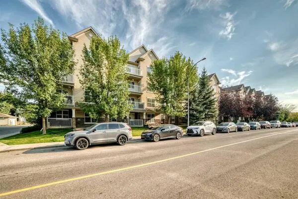 2000 Applevillage Court SE