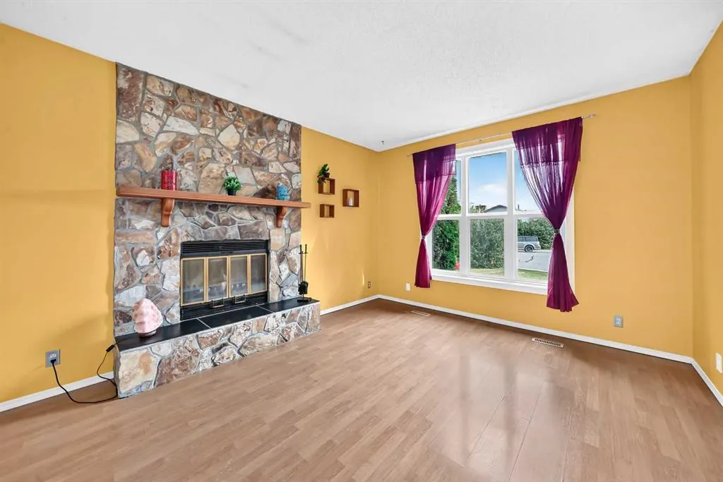 35 Cowan Close
