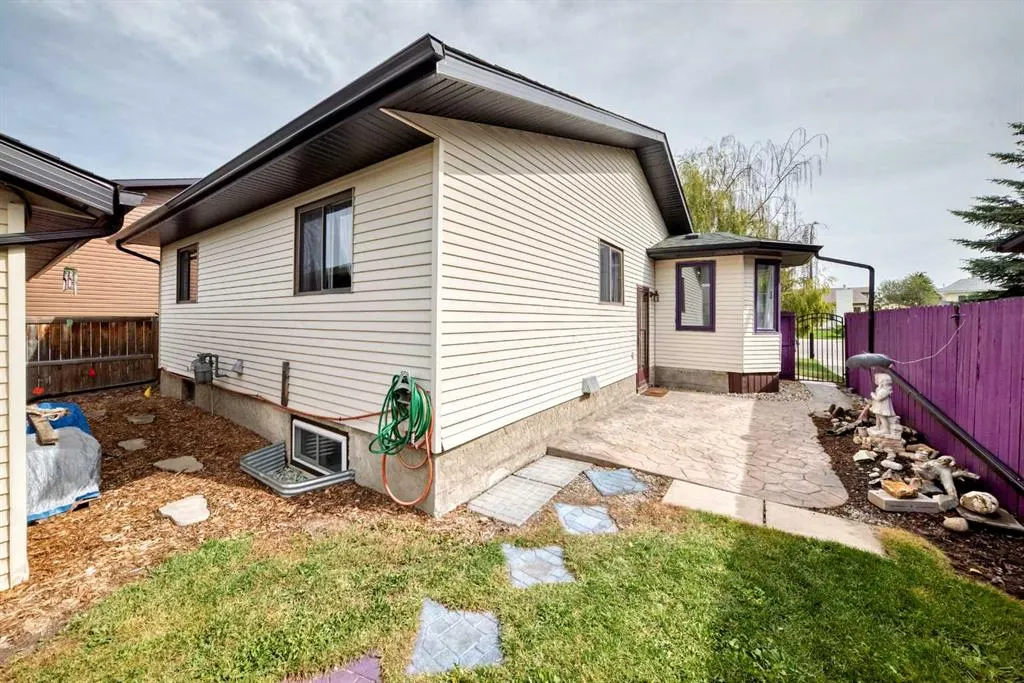 35 Cowan Close