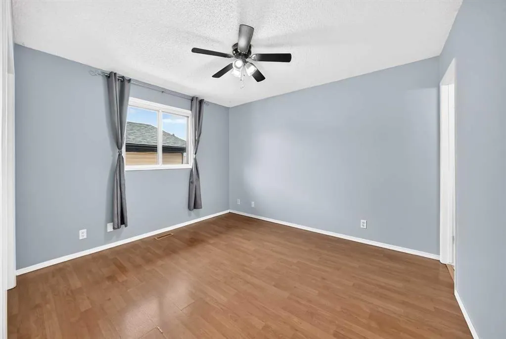 35 Cowan Close