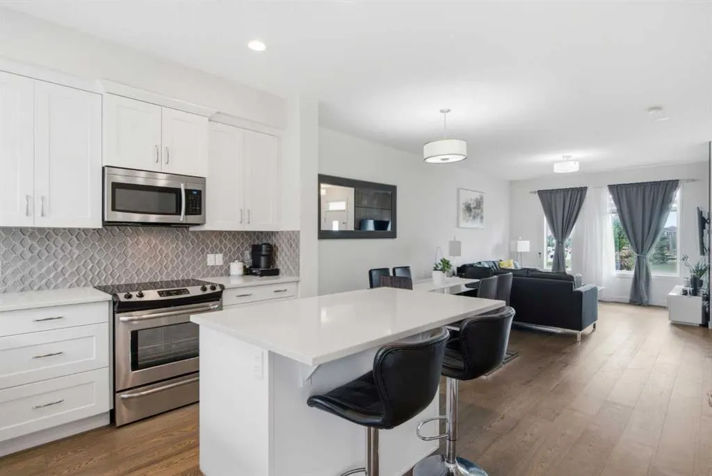 224 Savanna Road NE