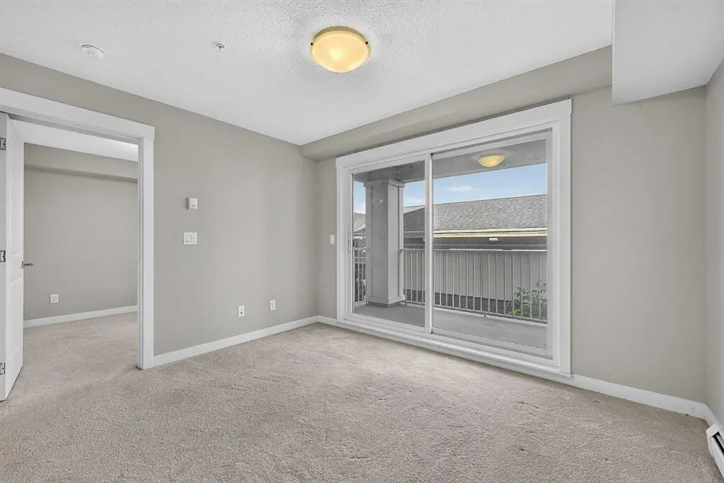 130 AUBURN MEADOWS View SE #313