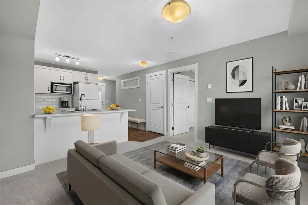 130 AUBURN MEADOWS View SE #313