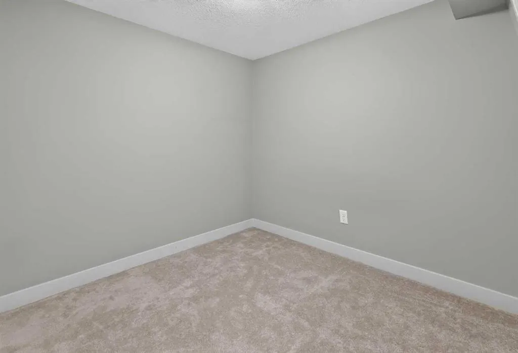 130 AUBURN MEADOWS View SE #313