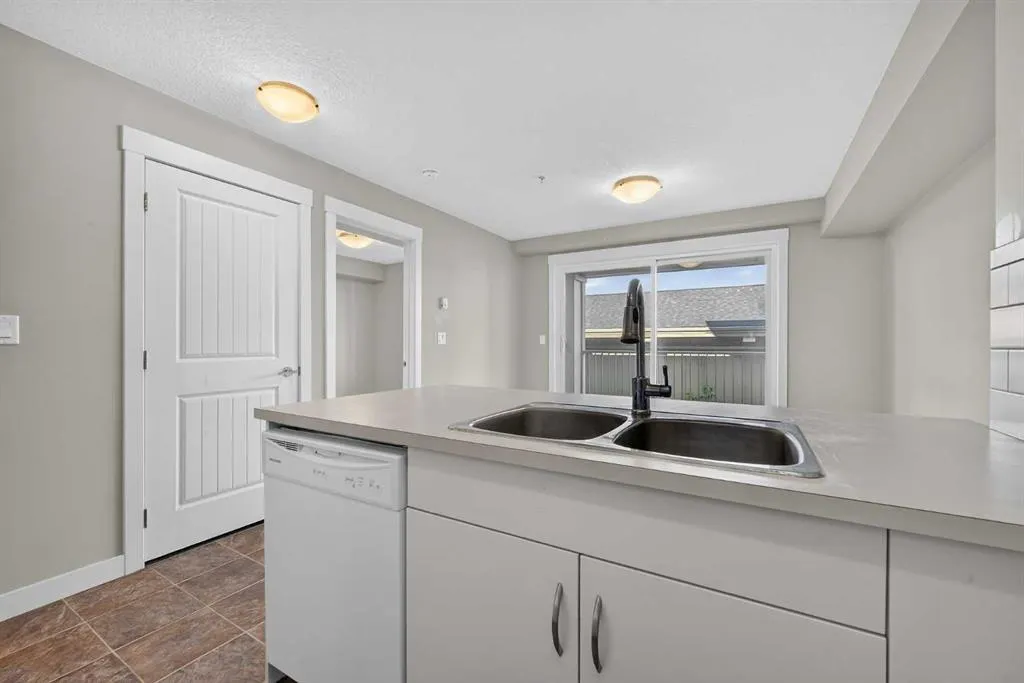 130 AUBURN MEADOWS View SE #313