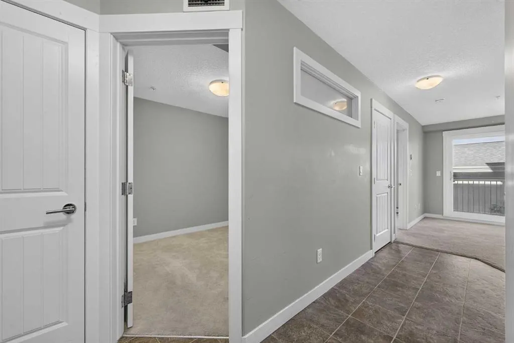 130 AUBURN MEADOWS View SE #313