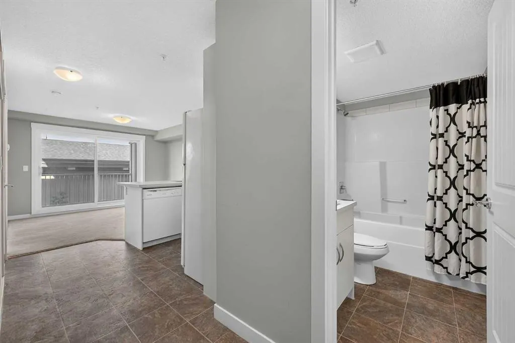 130 AUBURN MEADOWS View SE #313