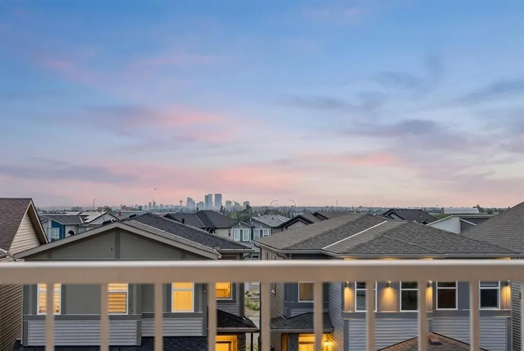 34 Belvedere Green SE
