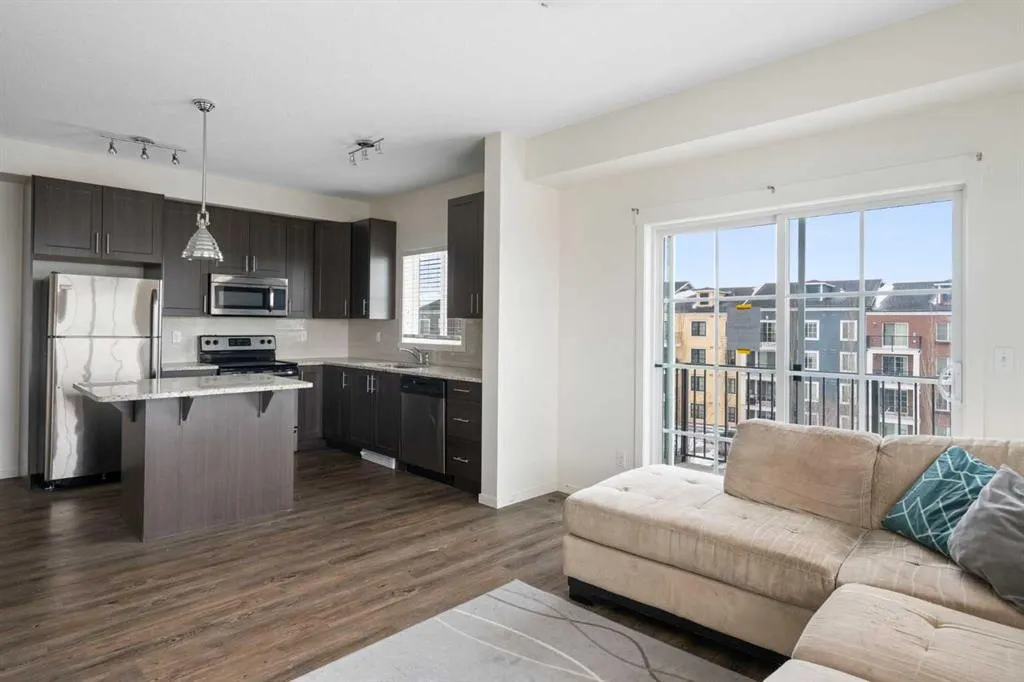 99 Copperstone Park SE #1411