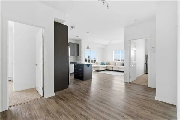 99 Copperstone Park SE #1411