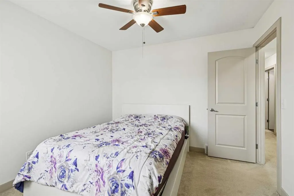 67 Everwoods Park SW