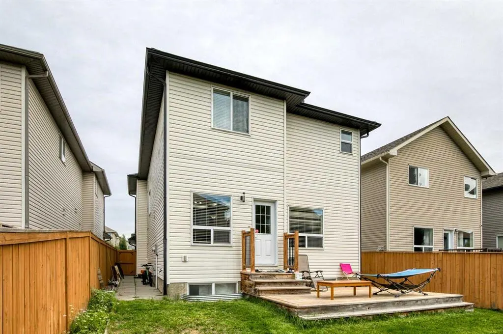 67 Everwoods Park SW