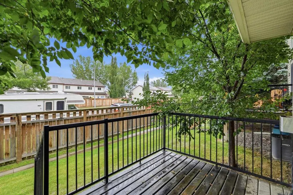 308 11 Avenue NW #121