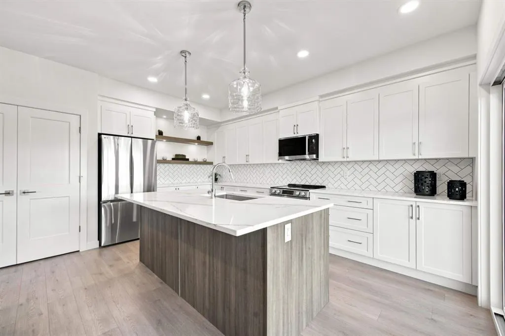 5905 Panorama Drive