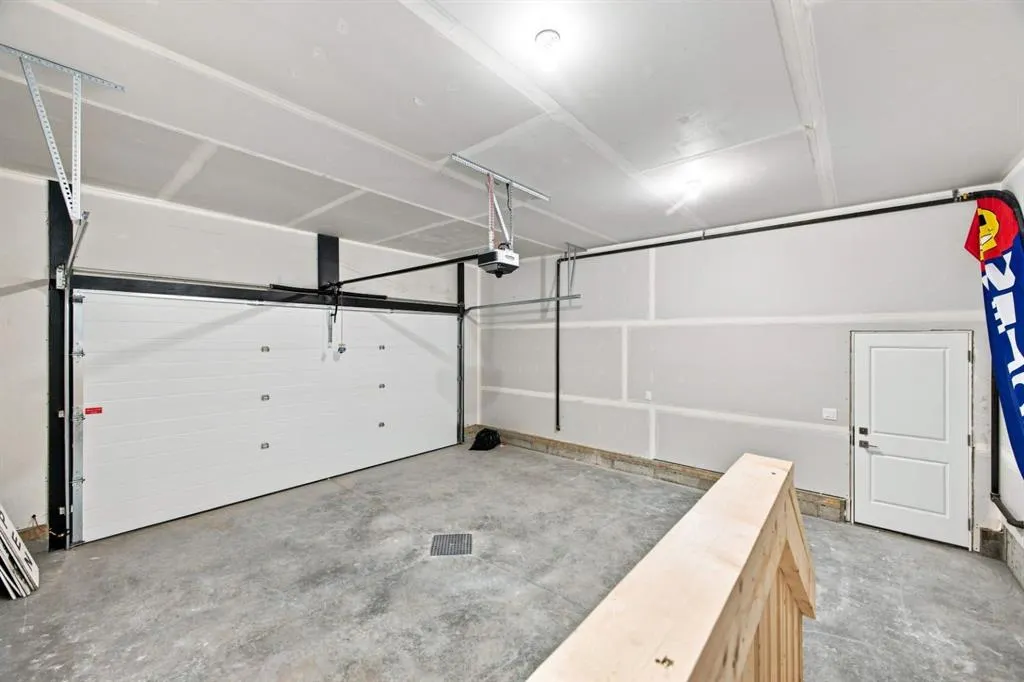 5905 Panorama Drive