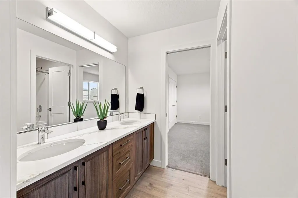 5905 Panorama Drive