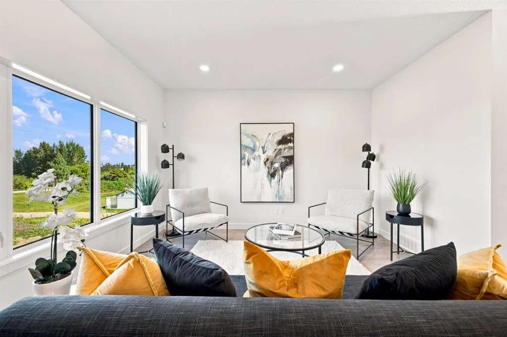 5905 Panorama Drive