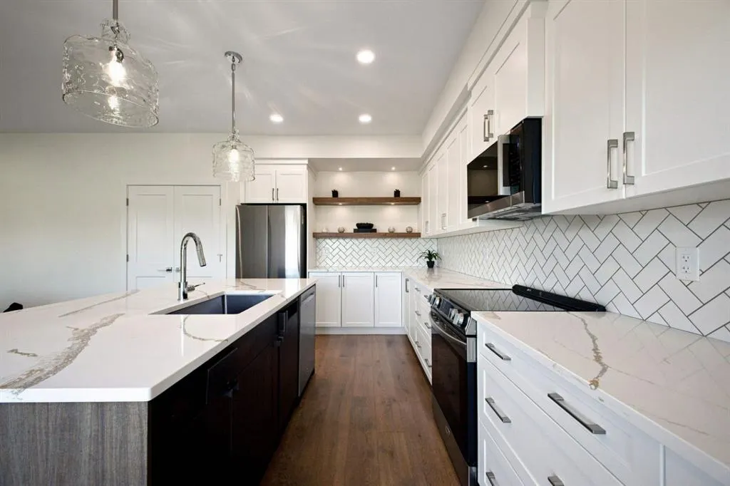5905 Panorama Drive
