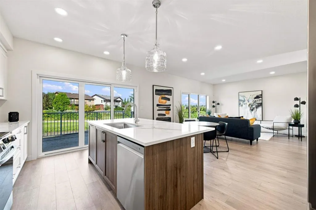 5905 Panorama Drive