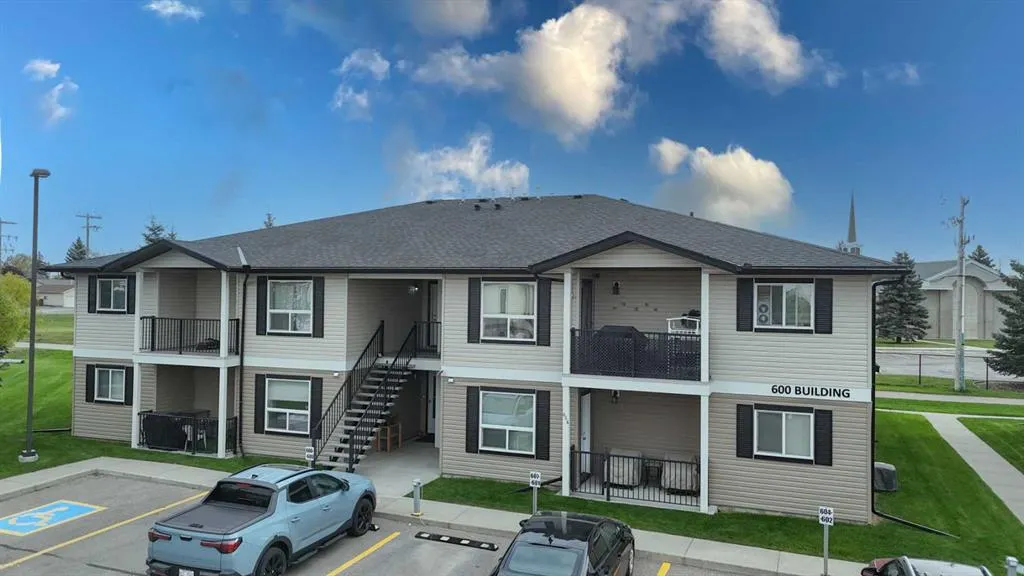 8 Bayside Place #601