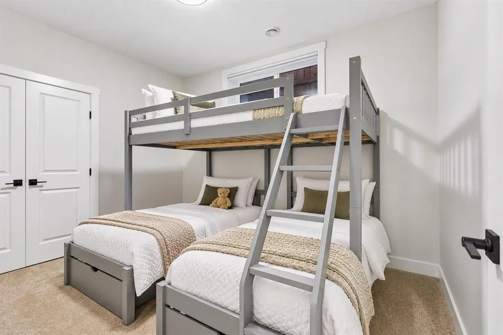 474 Clydesdale Way