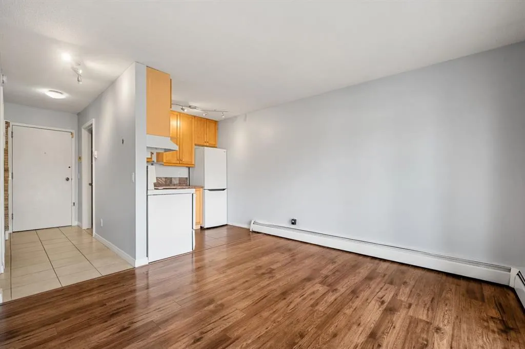 4328 75 Street NW #5
