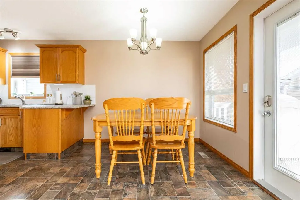 4344 60A Avenue Crescent