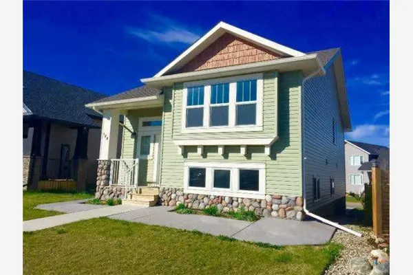 144 Mt Sundial Court W