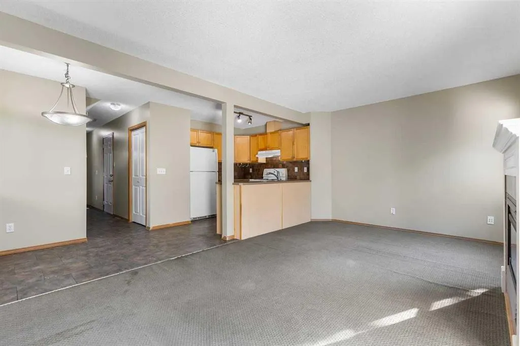 51 Eversyde Court SW