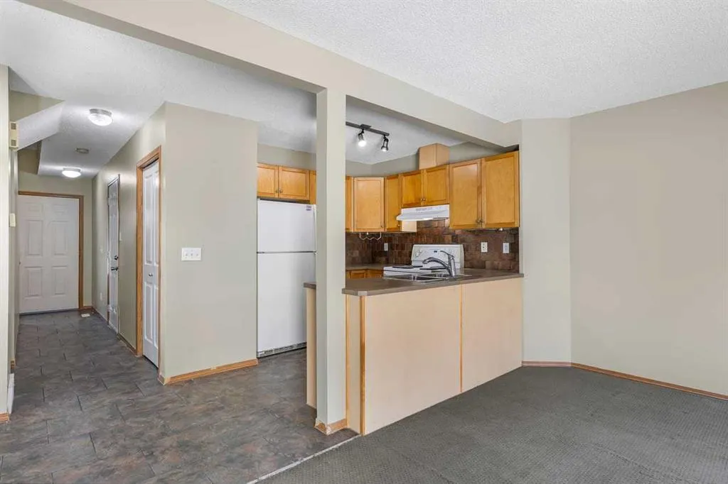 51 Eversyde Court SW