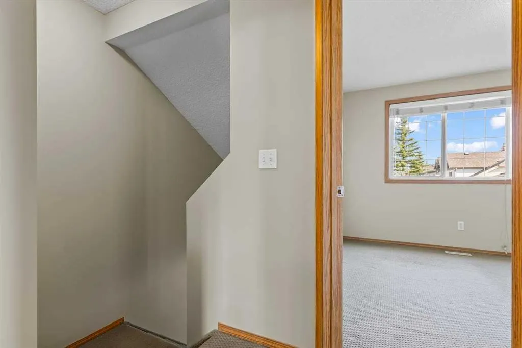 51 Eversyde Court SW