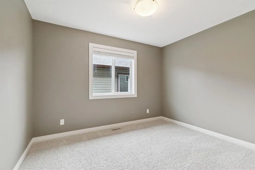 982 Evanston Drive NW