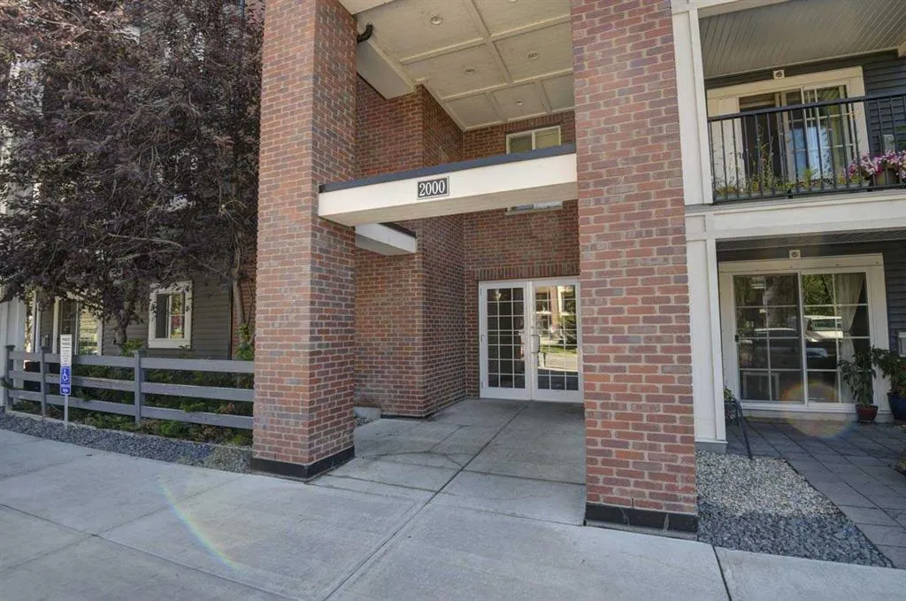 99 copperstone Park SE #2414