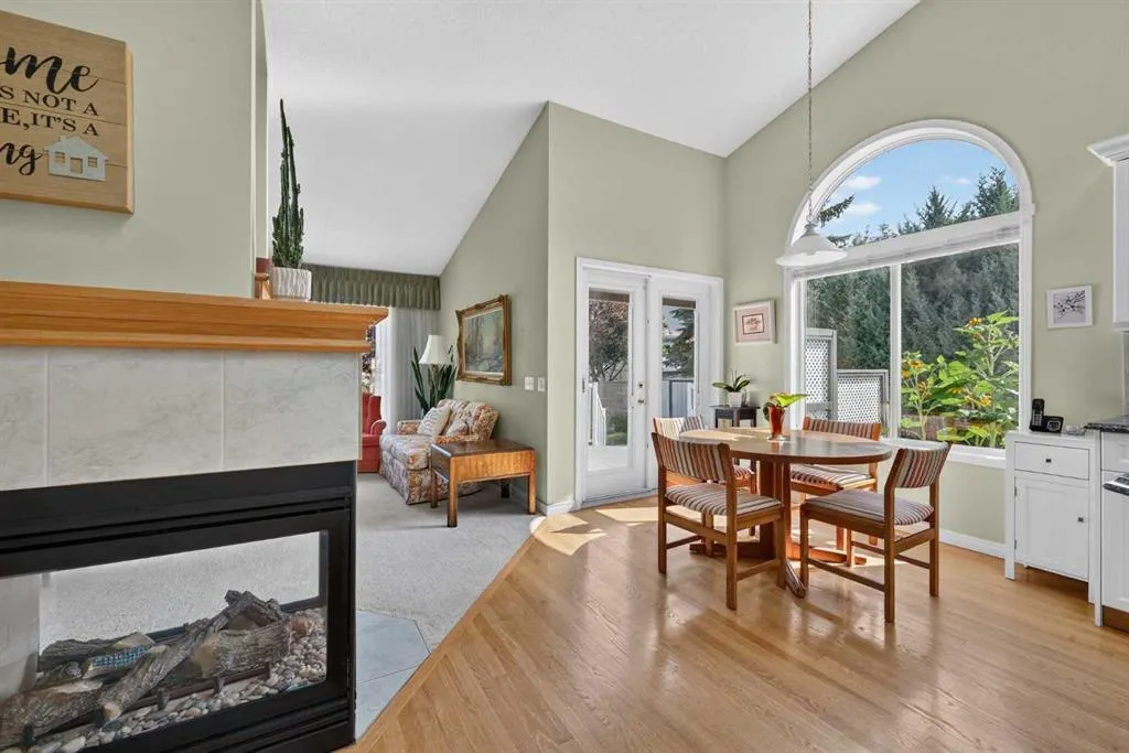 51 Chaparral Heath SE