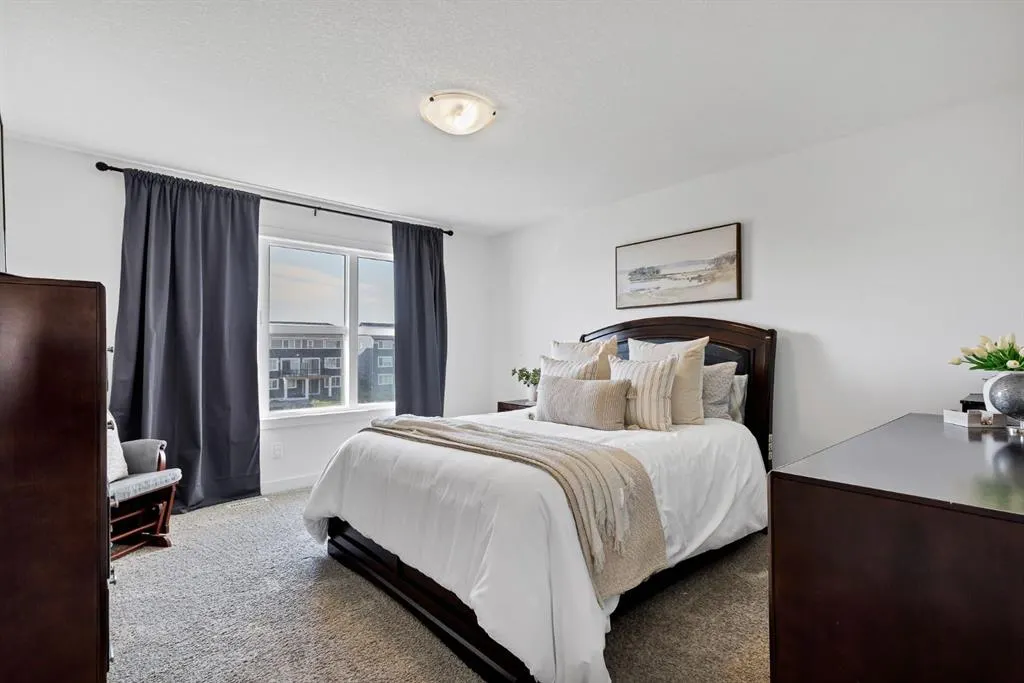 223 Chelsea Heath