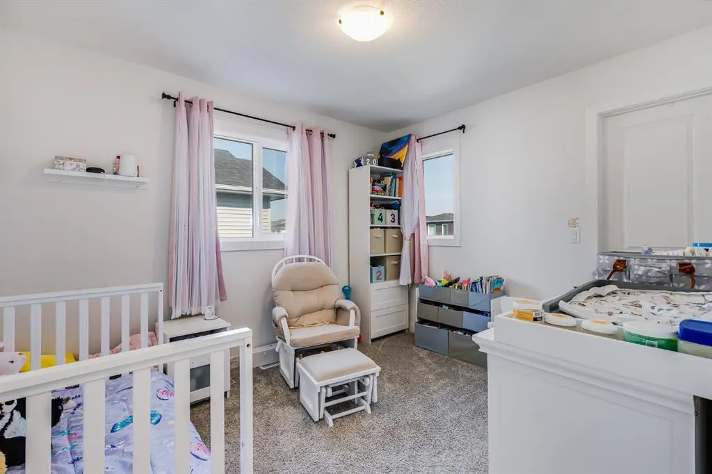 223 Chelsea Heath