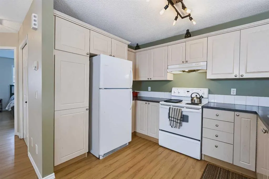 118 Cimarron Grove Crescent