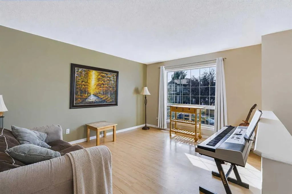 118 Cimarron Grove Crescent