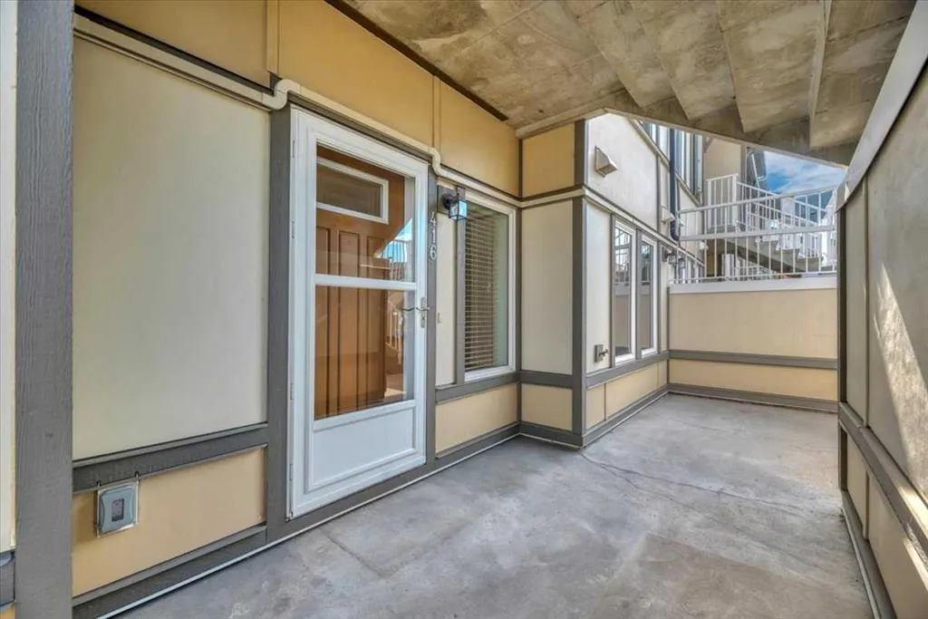 50 Westland Road #416