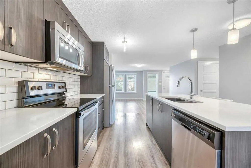 50 Westland Road #416