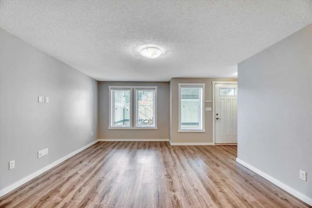 50 Westland Road #416
