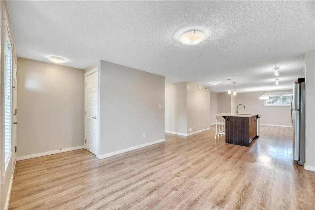 50 Westland Road #416