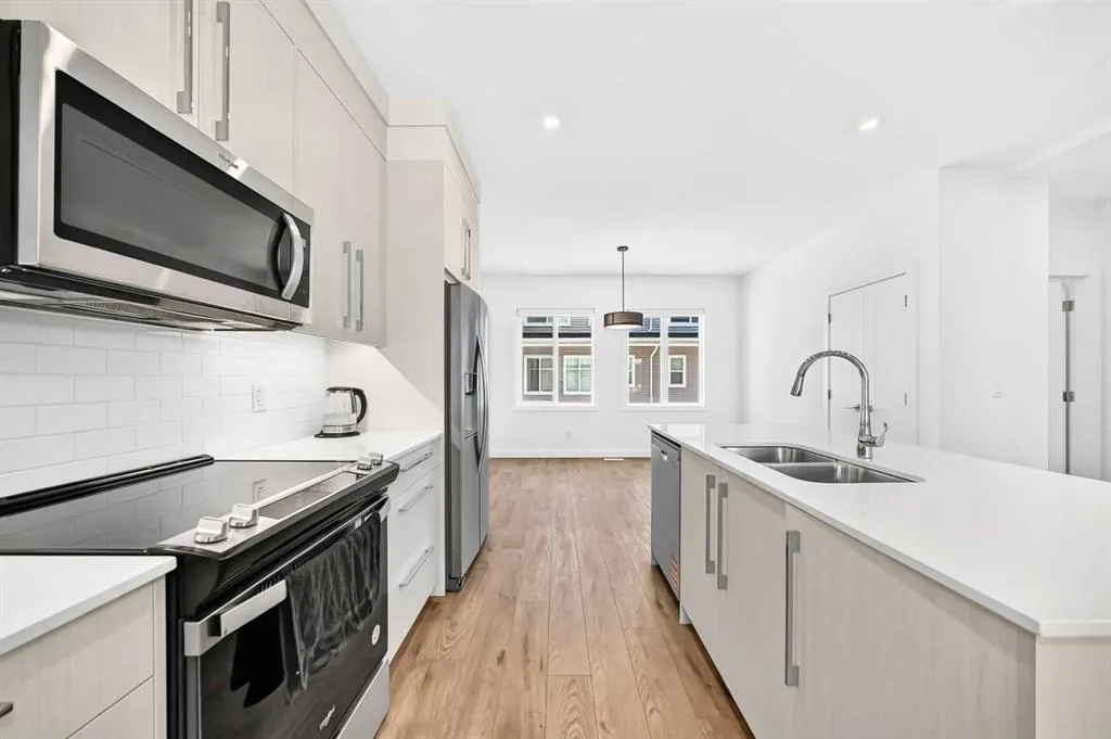 135 Belmont Passage SW #308