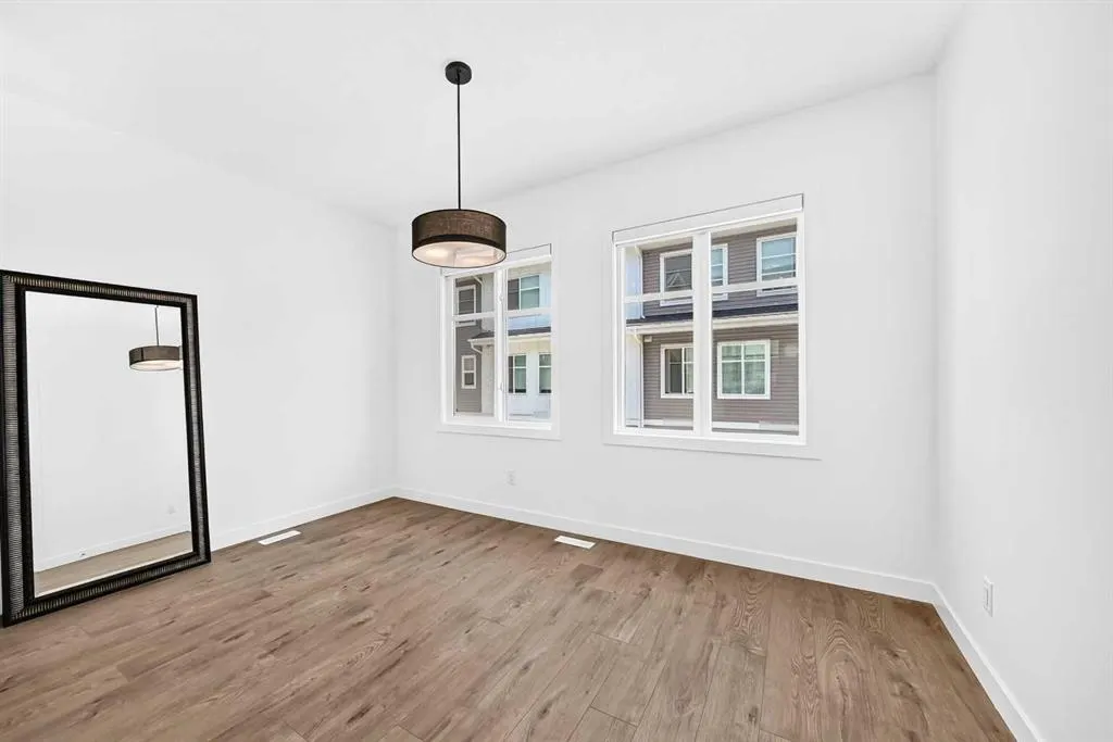 135 Belmont Passage SW #308