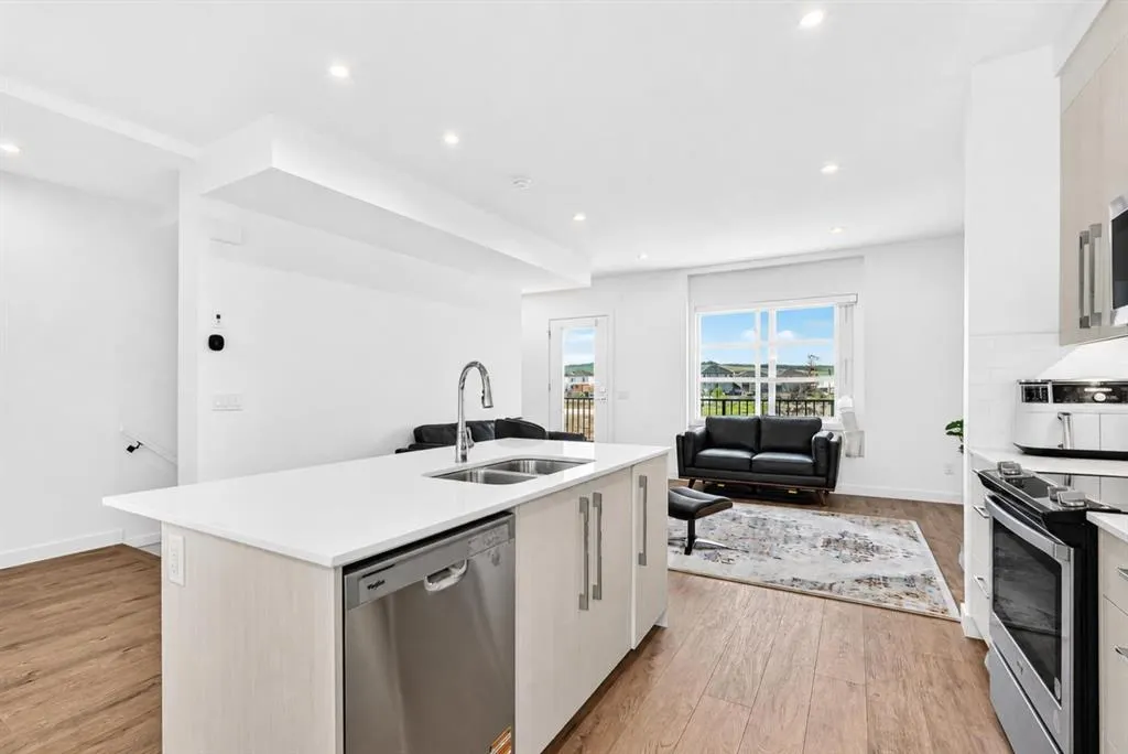 135 Belmont Passage SW #308