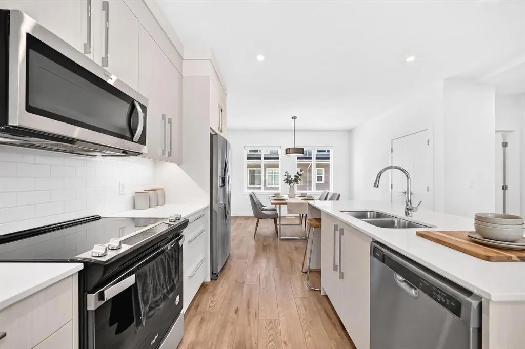 135 Belmont Passage SW #308